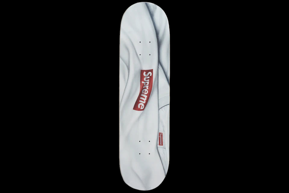 Supreme box best sale logo skateboard